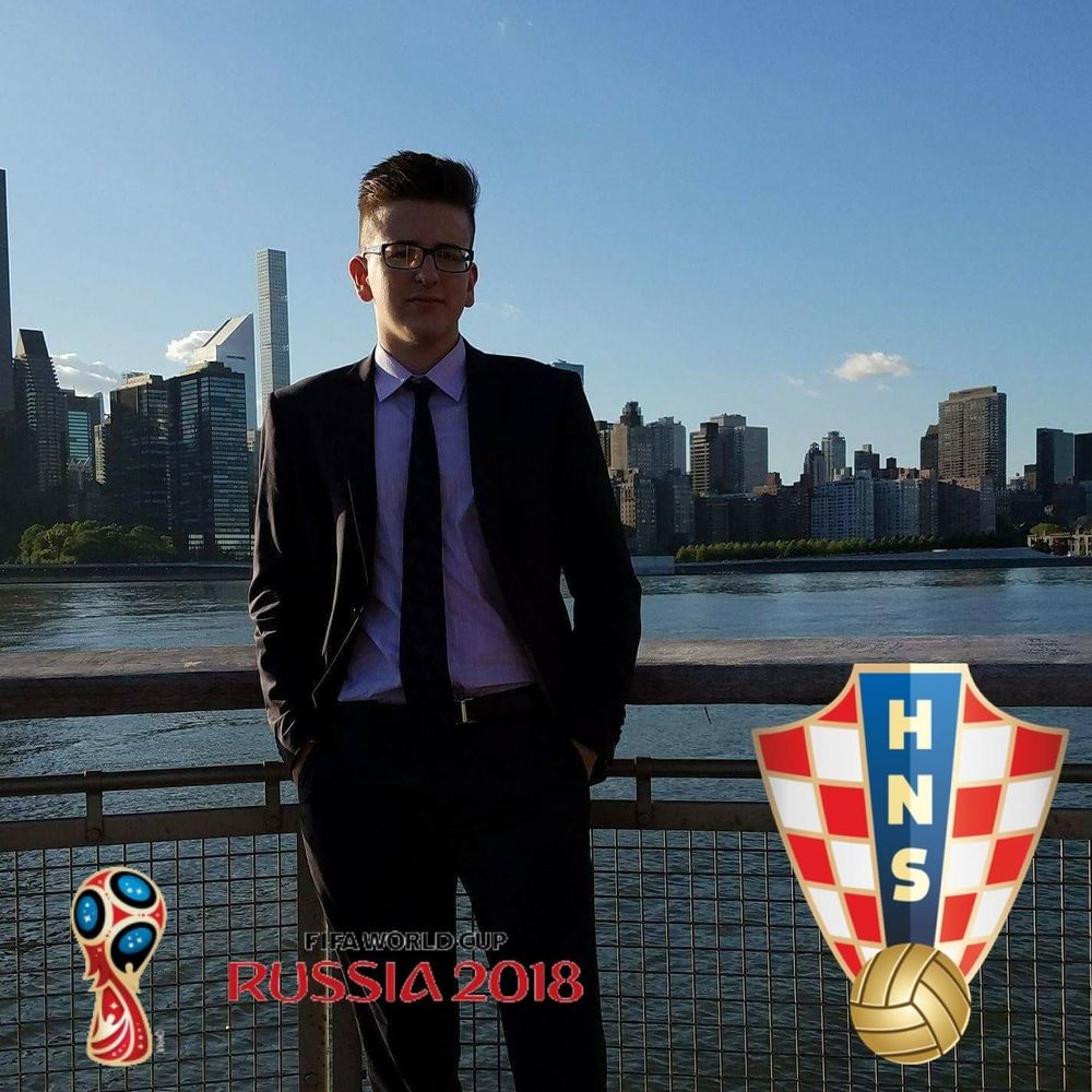 Meet your Posher, Robert